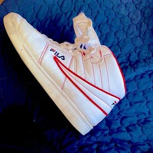 White Fila’s size 11 and a half